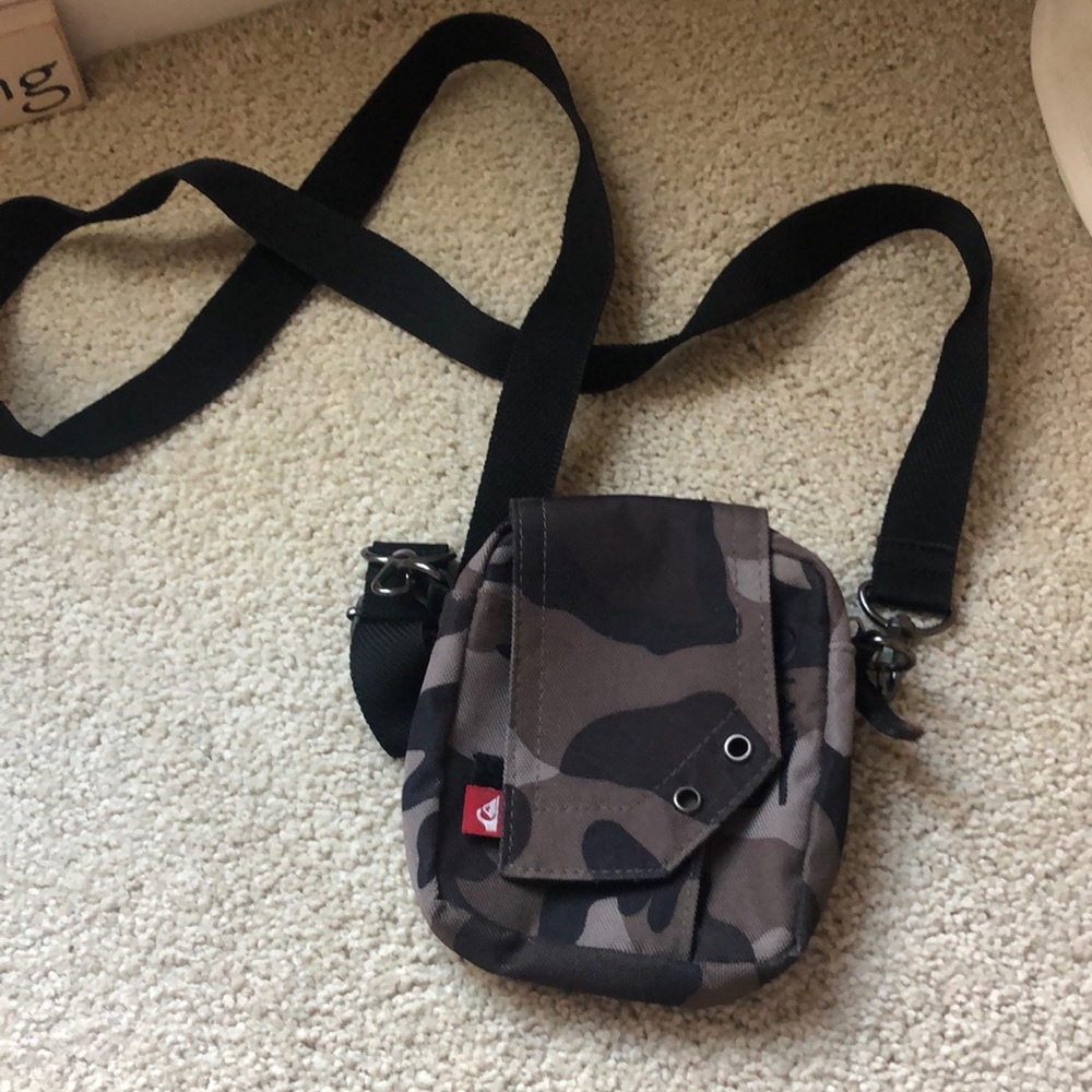 Quicksilver purse